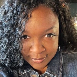Meet your Posher, Loquida